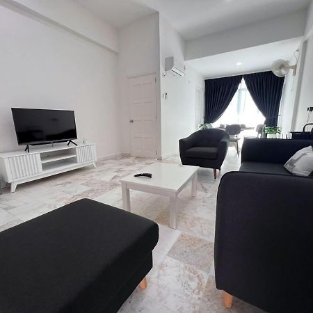 Lui Lui Comfy Condo In Great Location Куах Экстерьер фото